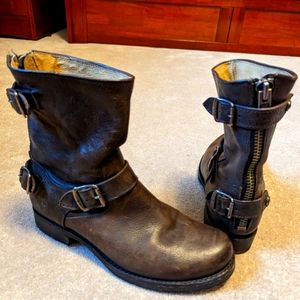 FRYE Veronica leather boots